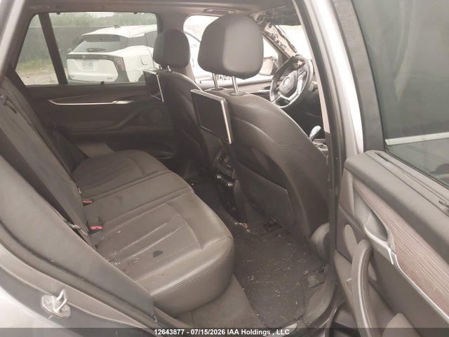 12643877 :رقم المزاد ، 5UXKR0C55F0K56051 vin ، 2015 Bmw X5 Xdrive35i مزاد بيع