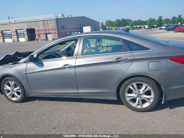 12643894 :رقم المزاد ، 5NPEC4AC4CH378777 vin ، 2012 Hyundai Sonata Limited مزاد بيع