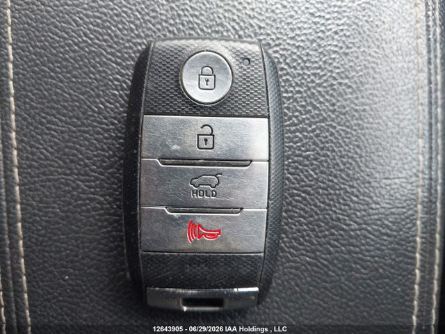 12643905 :رقم المزاد ، KNDCC3LC4H5060163 vin ، 2017 Kia Niro Ex مزاد بيع