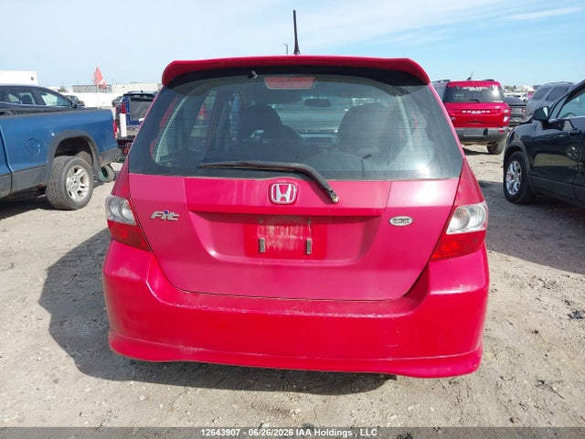 Продаж на аукціоні авто 2007 Honda Fit Sport, vin: JHMGD38667S805401, номер лоту: 12643907