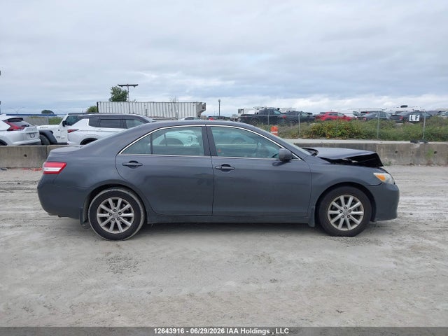 2011 Toyota Camry Se/le/xle მანქანა იყიდება აუქციონზე, vin: 4T1BF3EK0BU183331, აუქციონის ნომერი: 12643916