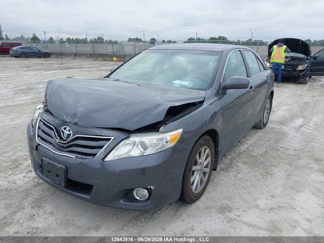 2011 Toyota Camry Se/le/xle მანქანა იყიდება აუქციონზე, vin: 4T1BF3EK0BU183331, აუქციონის ნომერი: 12643916