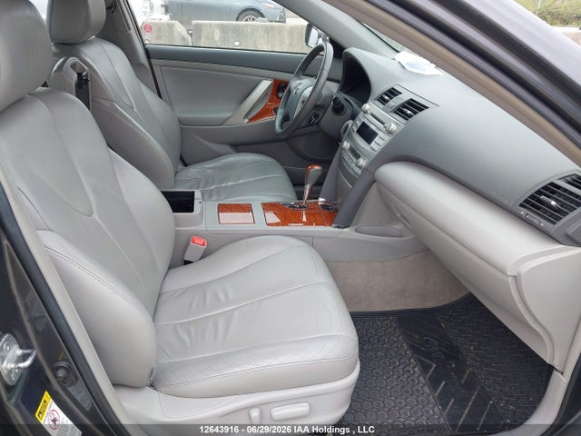 2011 Toyota Camry Se/le/xle მანქანა იყიდება აუქციონზე, vin: 4T1BF3EK0BU183331, აუქციონის ნომერი: 12643916
