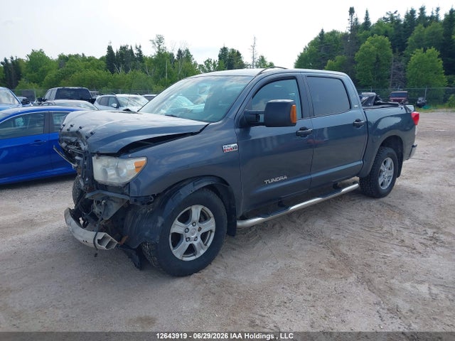 Продажа на аукционе авто 2010 Toyota Tundra Crewmax Sr5, vin: 5TFDY5F19AX155176, номер лота: 12643919