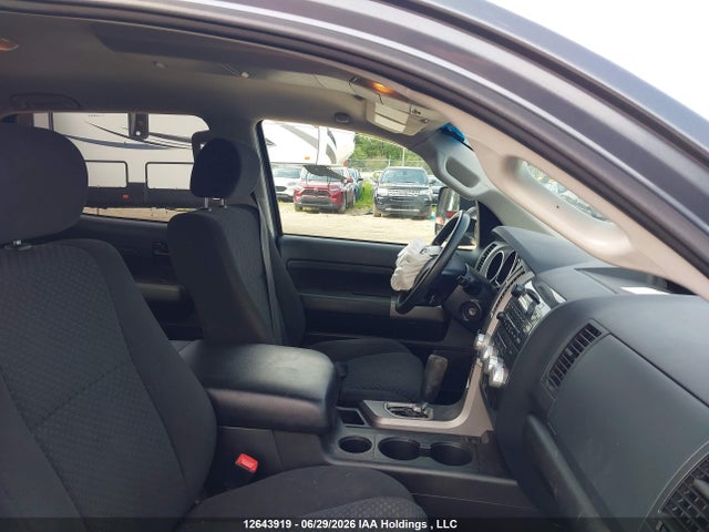 Продажа на аукционе авто 2010 Toyota Tundra Crewmax Sr5, vin: 5TFDY5F19AX155176, номер лота: 12643919