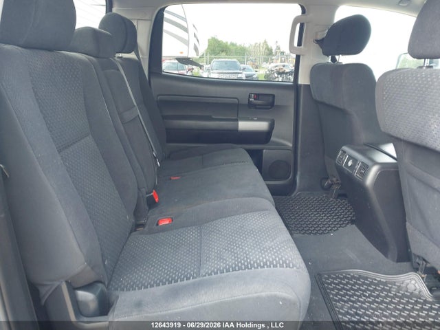 Продажа на аукционе авто 2010 Toyota Tundra Crewmax Sr5, vin: 5TFDY5F19AX155176, номер лота: 12643919