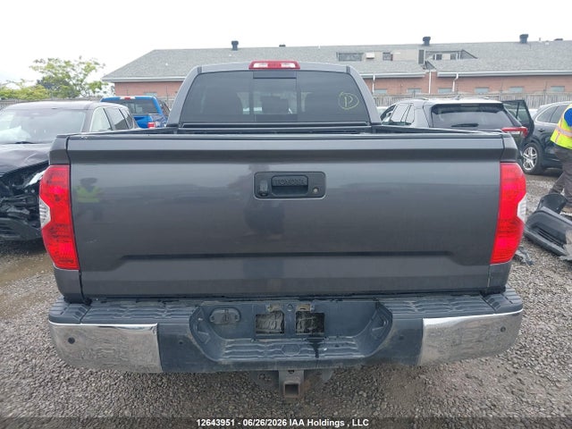Продажа на аукционе авто 2015 Toyota Tundra Sr 5.7l V8, vin: 5TFUY5F19FX467375, номер лота: 12643951