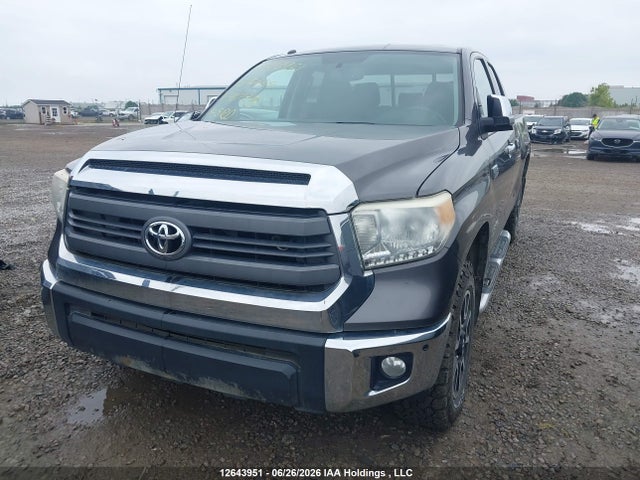 Продажа на аукционе авто 2015 Toyota Tundra Sr 5.7l V8, vin: 5TFUY5F19FX467375, номер лота: 12643951
