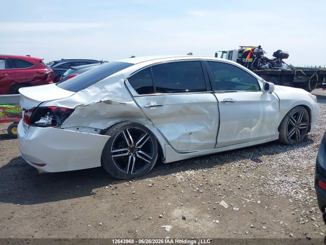 12643968 :رقم المزاد ، 1HGCR2F51HA807166 vin ، 2017 Honda Accord Sport مزاد بيع