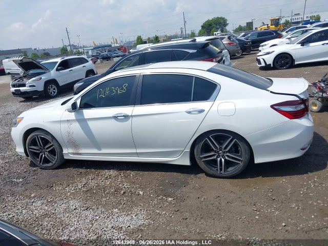 Продажа на аукционе авто 2017 Honda Accord Sport, vin: 1HGCR2F51HA807166, номер лота: 12643968