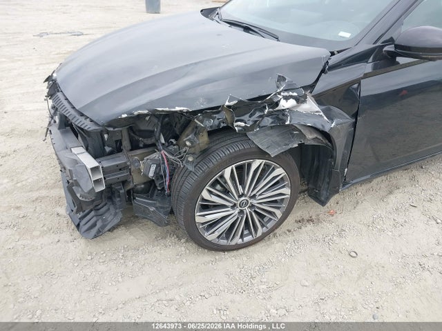 2024 Nissan Altima Platinum მანქანა იყიდება აუქციონზე, vin: 1N4BL4FW3RN379584, აუქციონის ნომერი: 12643973