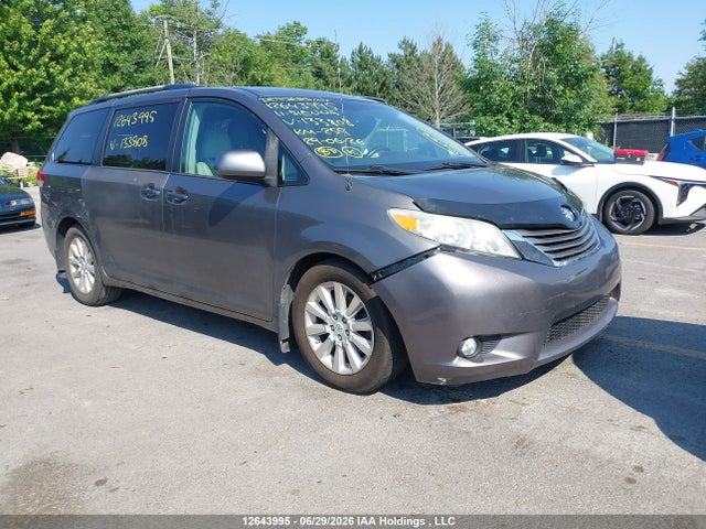 2011 Toyota Sienna Xle/limited მანქანა იყიდება აუქციონზე, vin: 5TDYK3DC5BS133808, აუქციონის ნომერი: 12643995