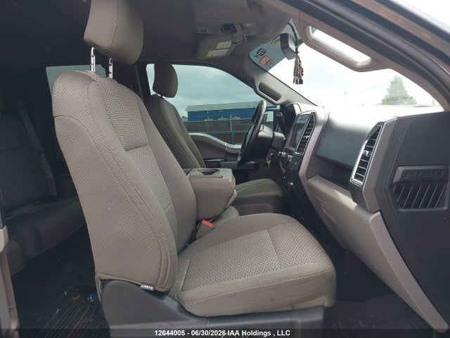 12644005 :رقم المزاد ، 1FTFX1EF4FFA26518 vin ، 2015 Ford F-150 Lariat/xl/xlt مزاد بيع