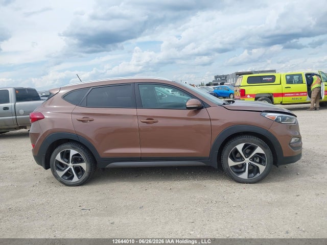 KM8J3CA26GU234476 Hyundai Tucson Limited/sport And Eco/se