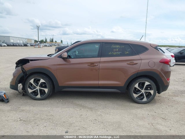 2016 Hyundai Tucson Limited/sport And Eco/se მანქანა იყიდება აუქციონზე, vin: KM8J3CA26GU234476, აუქციონის ნომერი: 12644010