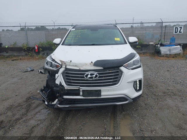 12644028 :رقم المزاد ، KM8SNDHF2JU285607 vin ، 2018 Hyundai Santa Fe Se/limited مزاد بيع