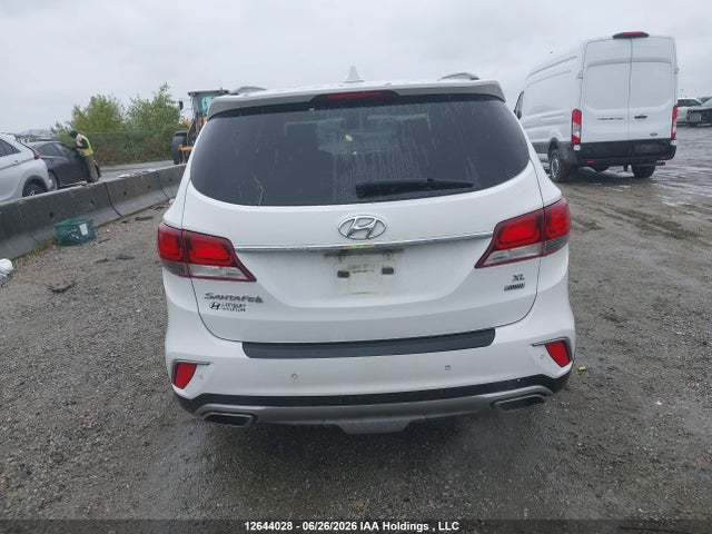 12644028 :رقم المزاد ، KM8SNDHF2JU285607 vin ، 2018 Hyundai Santa Fe Se/limited مزاد بيع