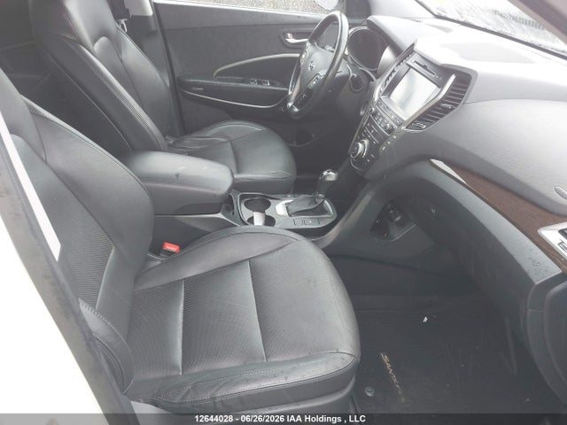 12644028 :رقم المزاد ، KM8SNDHF2JU285607 vin ، 2018 Hyundai Santa Fe Se/limited مزاد بيع