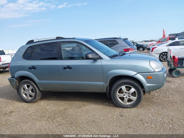 2006 Hyundai Tucson Gl მანქანა იყიდება აუქციონზე, vin: KM8JM12B76U454692, აუქციონის ნომერი: 12644085
