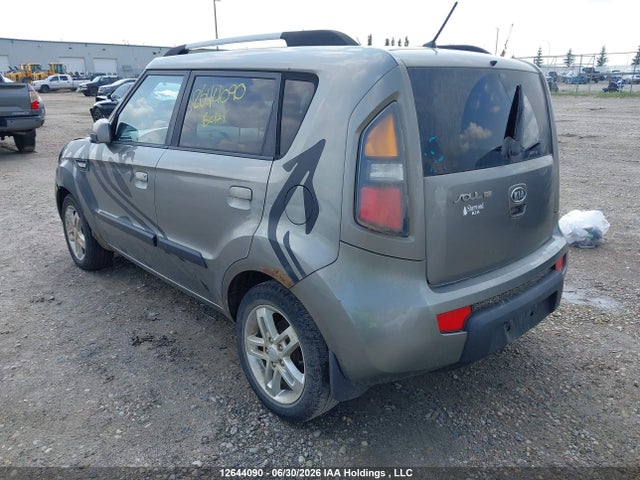 12644090 :رقم المزاد ، KNDJT2A22A7073368 vin ، 2010 Kia Soul +/!/sport مزاد بيع