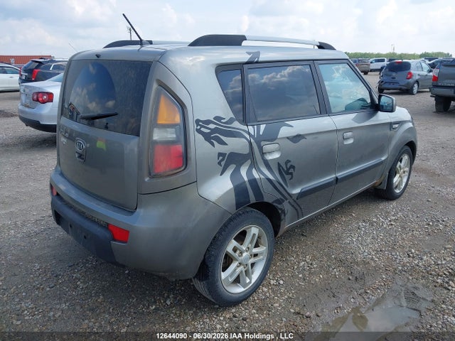 12644090 :رقم المزاد ، KNDJT2A22A7073368 vin ، 2010 Kia Soul +/!/sport مزاد بيع