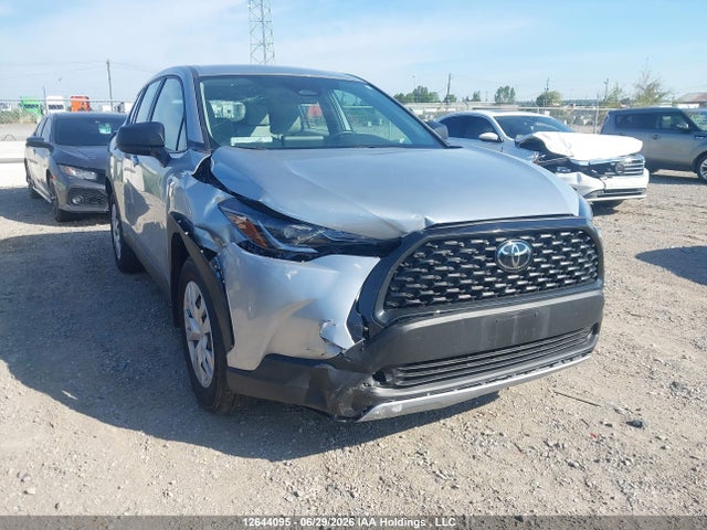 Продажа на аукционе авто 2024 Toyota Corolla Cross L, vin: 7MUAAAAG4RV106972, номер лота: 12644095
