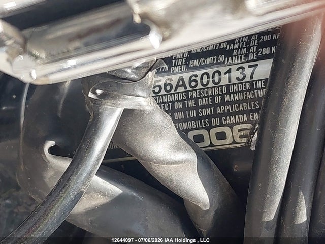 12644097 :رقم المزاد ، 1HFSC43256A600137 vin ، 2006 Honda Vt1100 C2d مزاد بيع