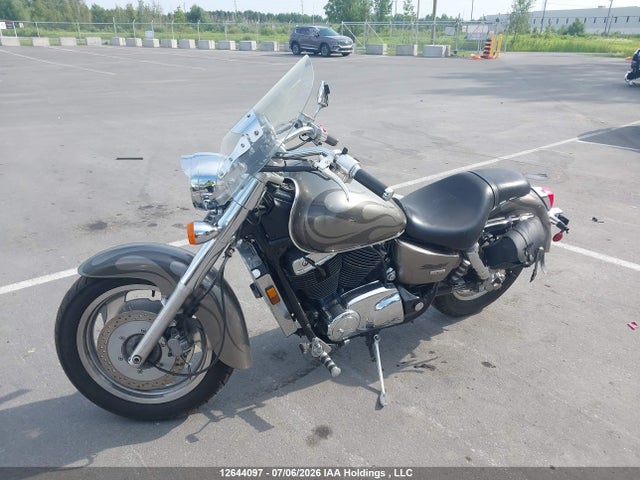12644097 :رقم المزاد ، 1HFSC43256A600137 vin ، 2006 Honda Vt1100 C2d مزاد بيع