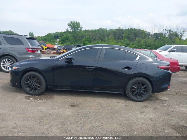 Продаж на аукціоні авто 2022 Mazda 3 Select, vin: JM1BPAB74N1501592, номер лоту: 12644101