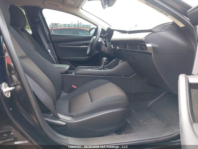 Продаж на аукціоні авто 2022 Mazda 3 Select, vin: JM1BPAB74N1501592, номер лоту: 12644101