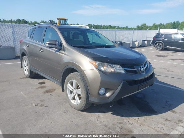 2014 2T3RFREV6EW216677 main image
