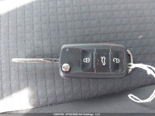 2015 Volkswagen Jetta 1.8 Tsi Comfortline/1.8 Tsi Trendline+ მანქანა იყიდება აუქციონზე, vin: 3VWB07AJ1FM412648, აუქციონის ნომერი: 12644105