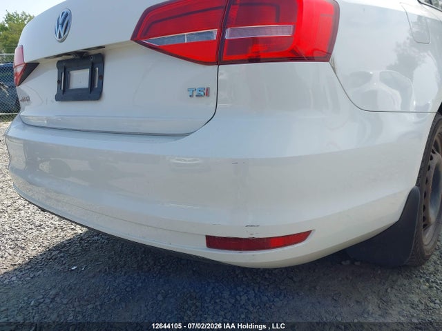 2015 Volkswagen Jetta 1.8 Tsi Comfortline/1.8 Tsi Trendline+ მანქანა იყიდება აუქციონზე, vin: 3VWB07AJ1FM412648, აუქციონის ნომერი: 12644105