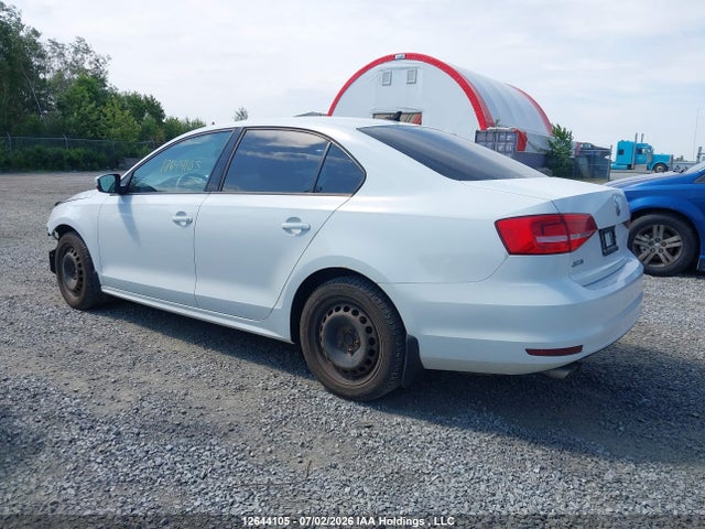 2015 Volkswagen Jetta 1.8 Tsi Comfortline/1.8 Tsi Trendline+ მანქანა იყიდება აუქციონზე, vin: 3VWB07AJ1FM412648, აუქციონის ნომერი: 12644105