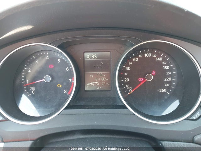 2015 Volkswagen Jetta 1.8 Tsi Comfortline/1.8 Tsi Trendline+ მანქანა იყიდება აუქციონზე, vin: 3VWB07AJ1FM412648, აუქციონის ნომერი: 12644105