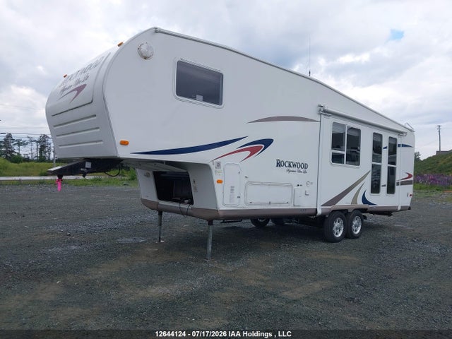 12644124 :رقم المزاد ، 4X4FRLD2X81821734 vin ، 2008 Rockwood Ultralight مزاد بيع