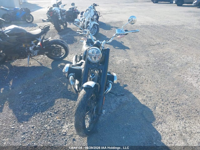 12644134 :رقم المزاد ، WB10L1304M6D45835 vin ، 2021 Bmw R18 مزاد بيع