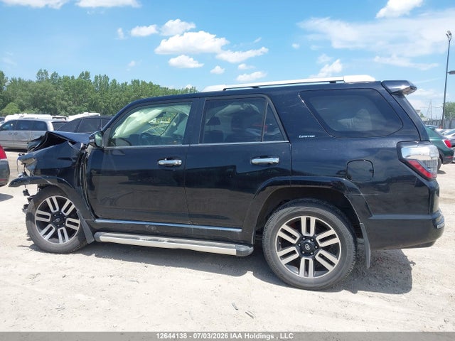 Toyota 4RUNNER SR5 2018 JTEBU5JR5J5497263 Image 13