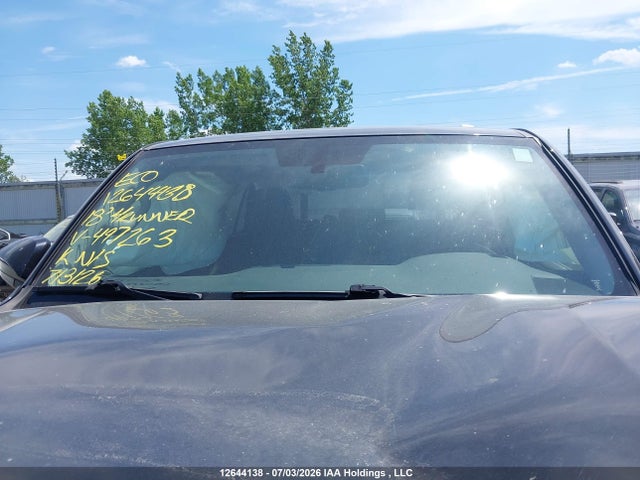 Toyota 4RUNNER SR5 2018 JTEBU5JR5J5497263 Image 16