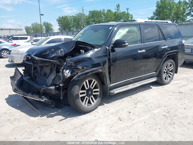 Toyota 4RUNNER SR5 2018 JTEBU5JR5J5497263 Image 2