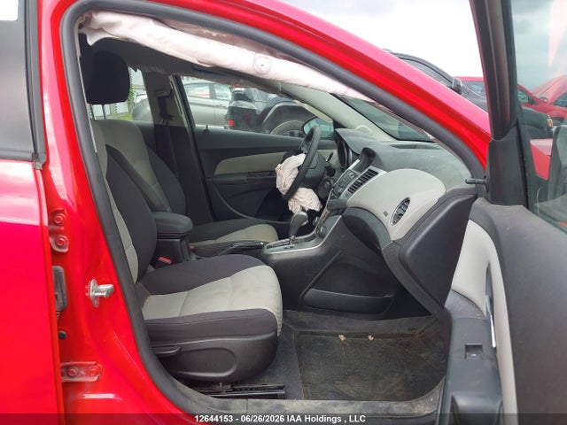 12644153 :رقم المزاد ، 1G1PL5SH9E7128797 vin ، 2014 Chevrolet Cruze Ls مزاد بيع