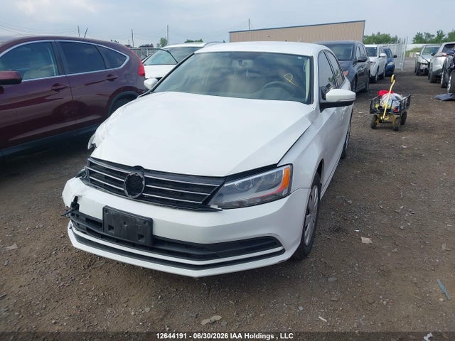 12644191 :رقم المزاد ، 3VWD07AJ7FM226962 vin ، 2015 Volkswagen Jetta 1.8 Tsi Comfortline/1.8 Tsi Trendline+ مزاد بيع