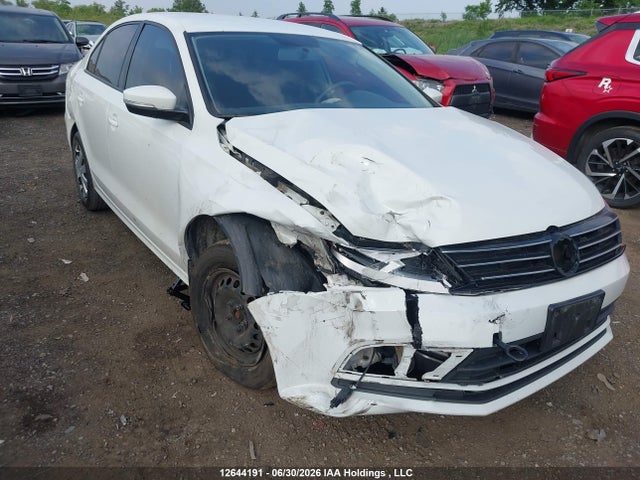 12644191 :رقم المزاد ، 3VWD07AJ7FM226962 vin ، 2015 Volkswagen Jetta 1.8 Tsi Comfortline/1.8 Tsi Trendline+ مزاد بيع