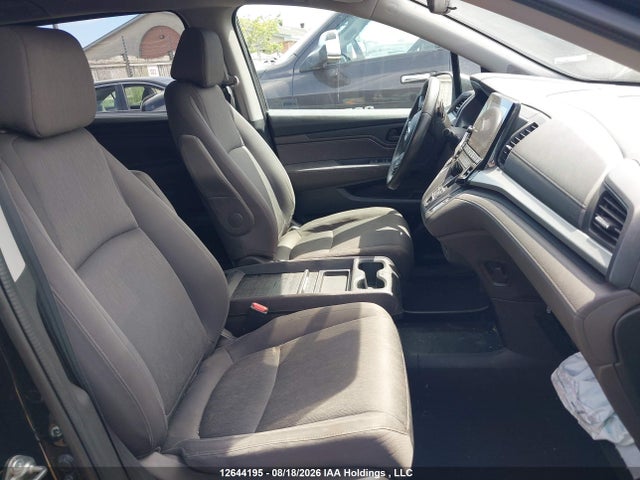 Honda Odyssey 2018 5FNRL6H28JB501499 Image 5