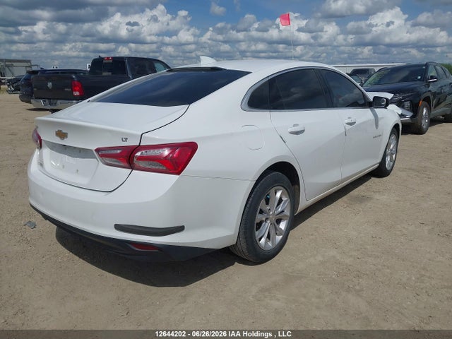 Chevrolet MALIBU LT 2022 1G1ZD5ST4NF143465 Image 4