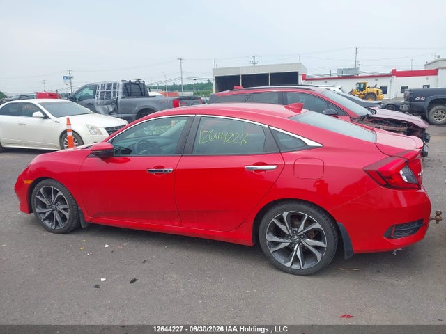 Honda Civic Touring 2019 2HGFC1F92KH106883 Image 14