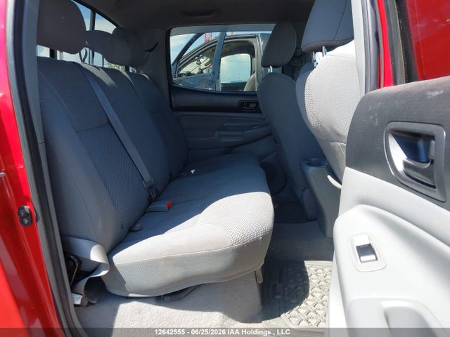 2010 Toyota Tacoma V6 მანქანა იყიდება აუქციონზე, vin: 5TEMU4FNXAZ709181, აუქციონის ნომერი: 12642555