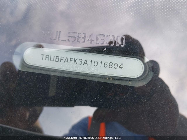12644240 :رقم المزاد ، TRUBFAFK3A1016894 vin ، 2010 Audi Tt 2.0t مزاد بيع