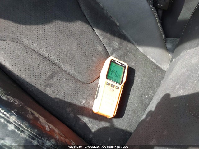 12644240 :رقم المزاد ، TRUBFAFK3A1016894 vin ، 2010 Audi Tt 2.0t مزاد بيع