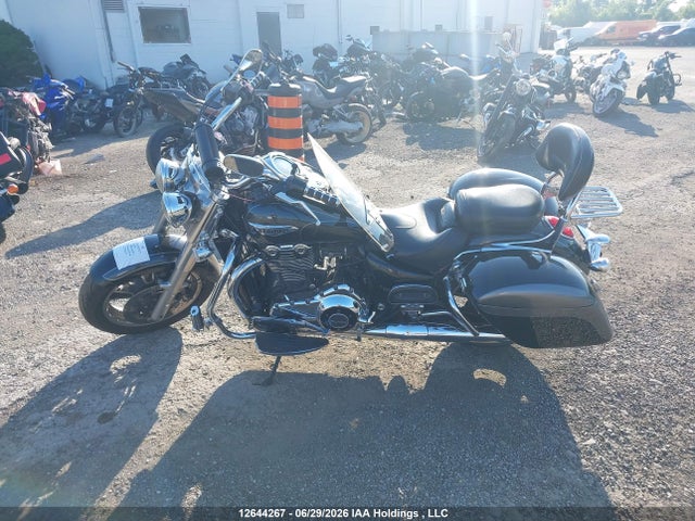 Продажа на аукционе авто 2015 Triumph Motorcycle Thunderbird Commander, vin: SMTB05WF6FJ674367, номер лота: 12644267